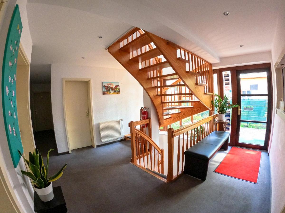 Hotel Diana Schonwalde-Glien Bagian luar foto