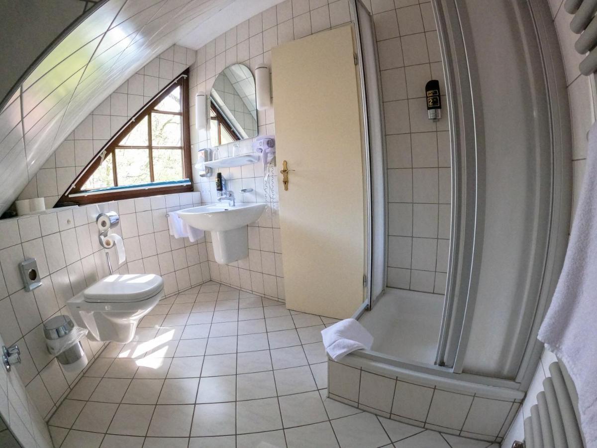Hotel Diana Schonwalde-Glien Bagian luar foto