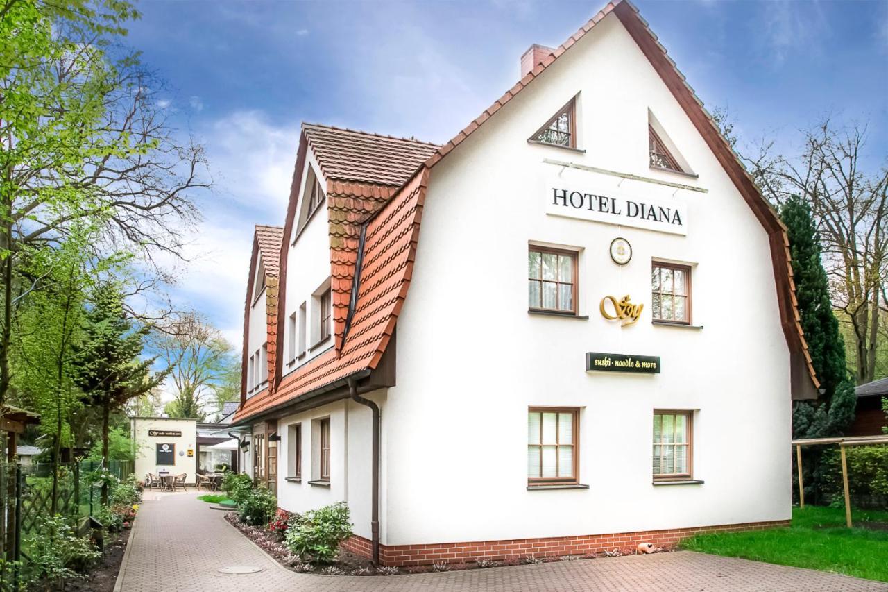 Hotel Diana Schonwalde-Glien Bagian luar foto
